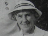 1946