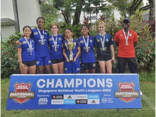 GIRLS 17 DIV 2 CHAMPIONS ESA