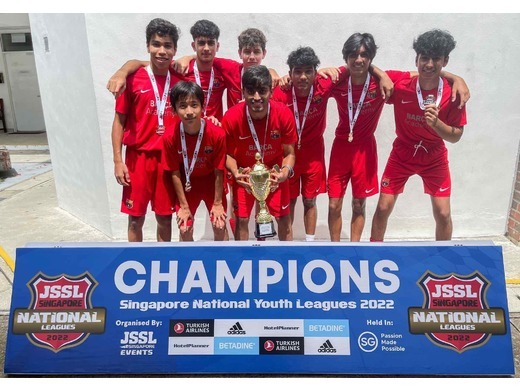 BOYS 16 DIV2 CHAMPIONS BARCA BLAU